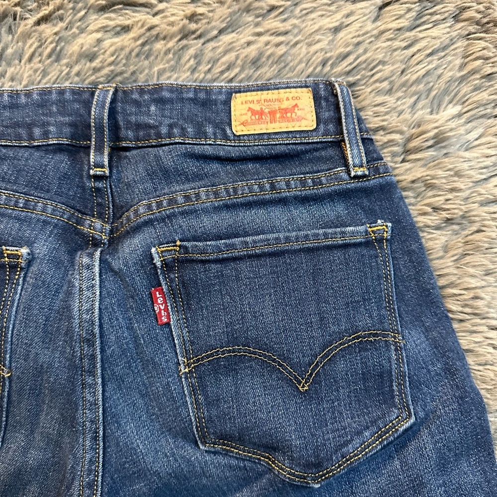 Levi’s Bermuda Shorts Women’s Size 0 - Picture 4 of 7